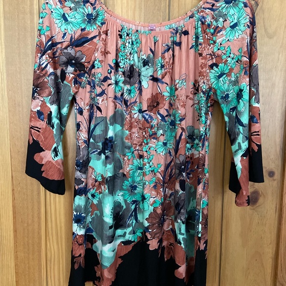 Dazzle up brand tunic. Size S - Picture 3 of 3